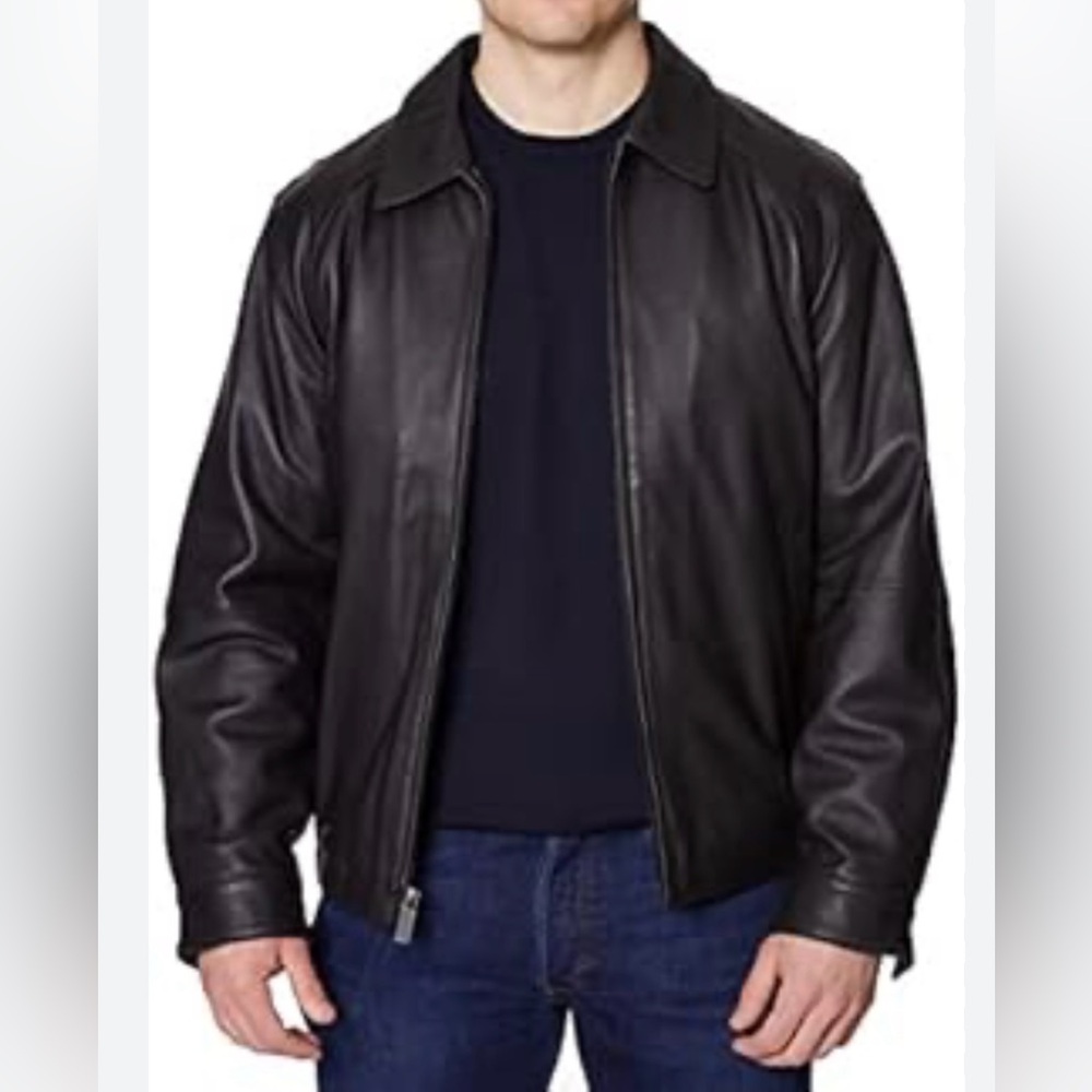 Men’s Premium Leather Classic Black leather coat size L New price firm!